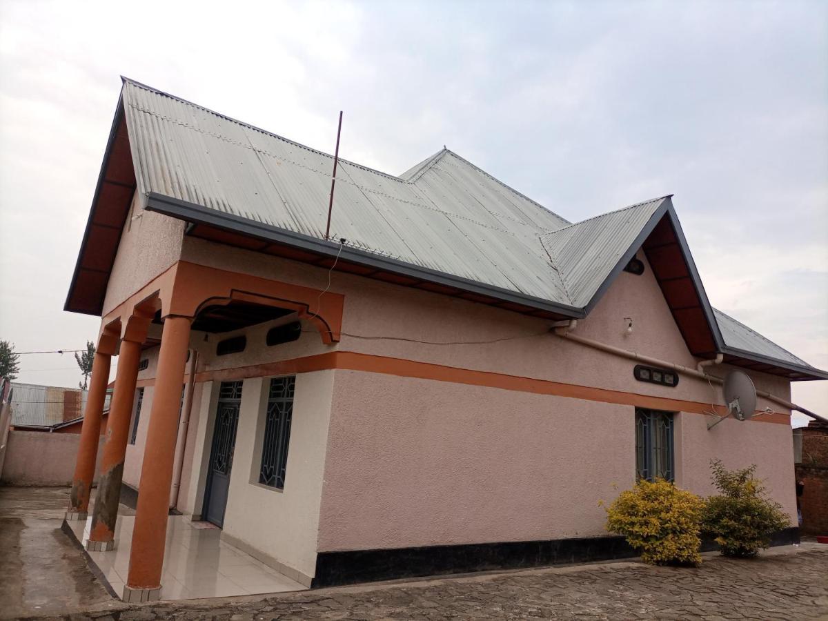 Randa'S House I Homestay Ruhengeri Εξωτερικό φωτογραφία