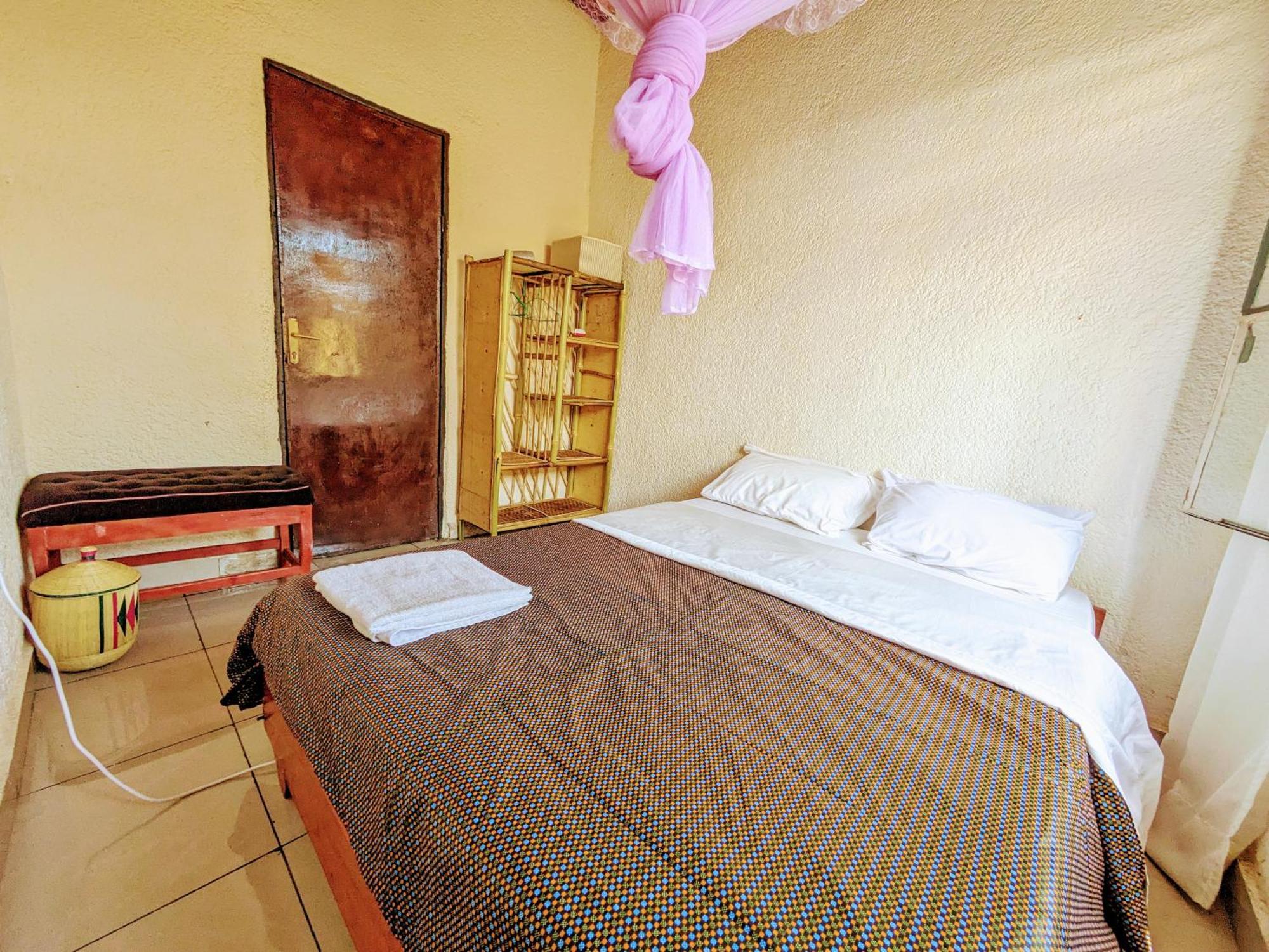 Randa'S House I Homestay Ruhengeri Εξωτερικό φωτογραφία